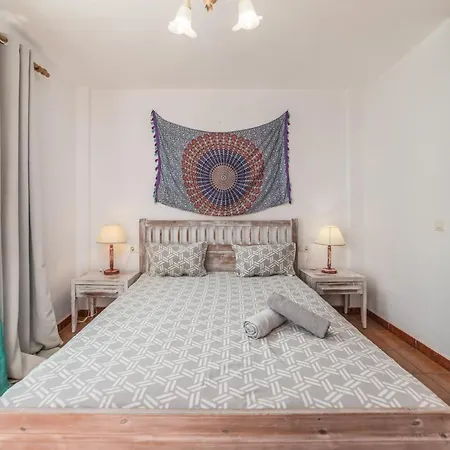 Callao Salvaje, A 200 Mts De La Playa Alcala (Tenerife)